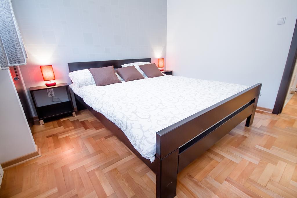 Apartments King Milan, City Center Belgrad Zimmer foto